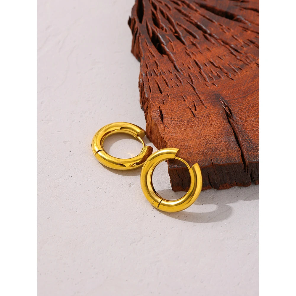 Brinco Basic Minimalist Khosh Brands